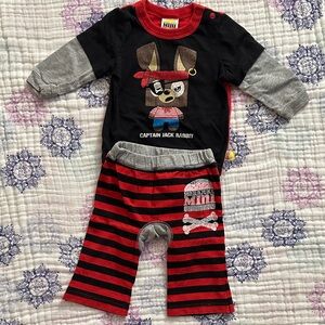 Harajuku Mini Captain Jack Rabbit 🏴‍☠️ Baby Outfit Size 6 Months